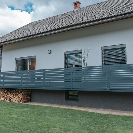 Apartma Lamberger Zirovnica Eksteriør billede