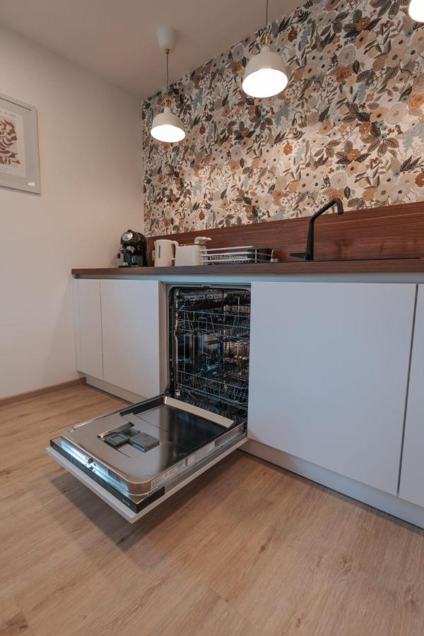 Apartma Lamberger Zirovnica Eksteriør billede